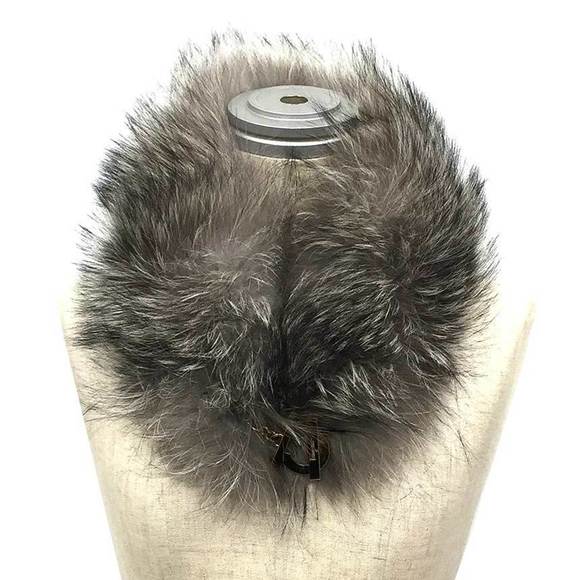 SALVATORE FERRAGAMO Gancini fox fur scarf stole silk ladies - Picture 2 of 3